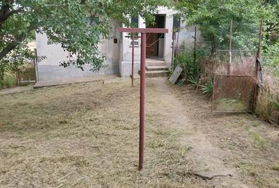 Casă cu 4 camere în Crângu - 2