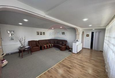 Casă cu 3 camere cu Teren 900 Mp în Roșioara - 13