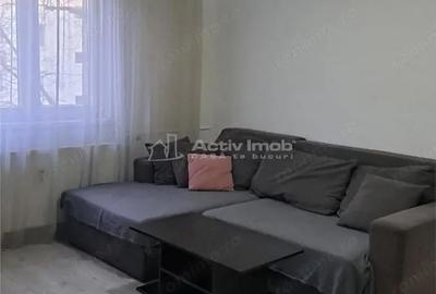 Apartament cu 2 camere semidecomandat în Giurgiului