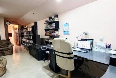 Casă cu 7 camere cu Teren 579 Mp în Central - 4