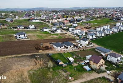 Spațiu comercial, în Miroslava