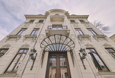 Birou, 233 mp în P-ța Universității