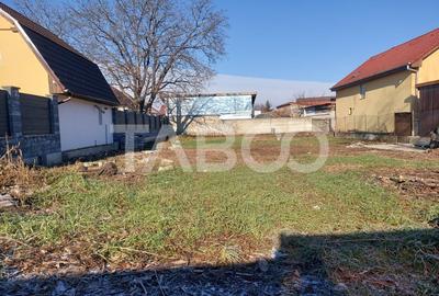 Teren intravilan de vanzare 714 mp front stradal 17 m in Sibiu - 3