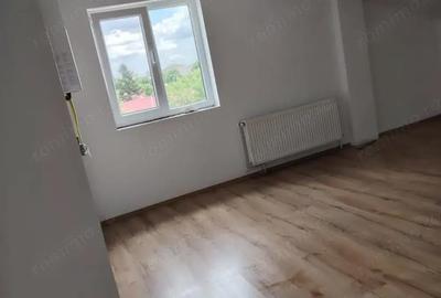 Apartament cu 3 camere semidecomandat în Dâmbovița - 4