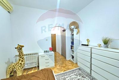 Casa 15 camere de vanzare zona Universitate + spatiu comercial parter - 15