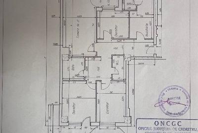 Apartament cu 4 camere decomandat în Aleea Trandafirilor - 10