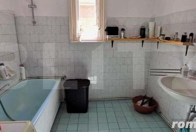 Casă cu 5 camere cu Teren 2100 Mp în Luna - 6