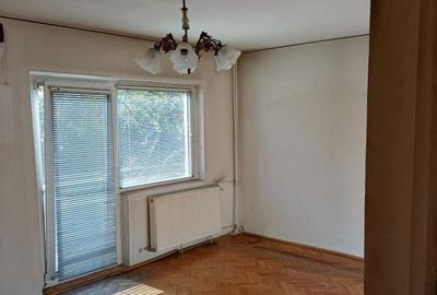 Apartament cu 3 camere decomandat în Decebal - 4