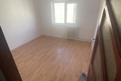Apartament 3 camere  semidecomandat, et 3/4 langa primaria Filiasi - 5