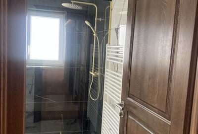 Apartament cu 4 camere în Central - 4