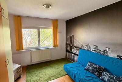 Apartament cu 3 camere decomandat în Apusului - 7