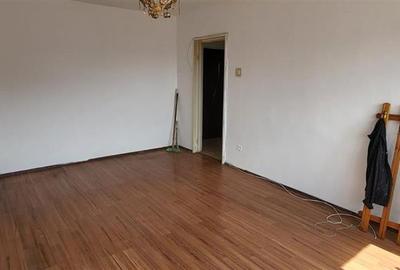 Apartament cu 2 camere semidecomandat în Tei - 2