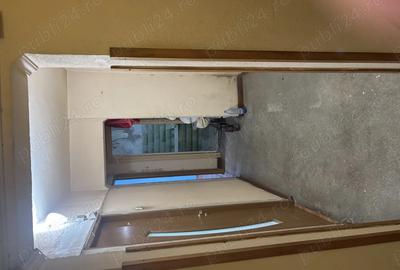 Vand apartament 3 camere Pite?ti - 1