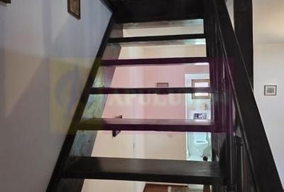 Duplex cu 4 camere cu Canalizare în Central - 26