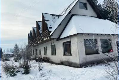 Casa Dorna Candrenilor, Suceava - 18