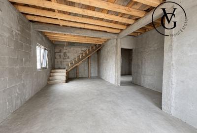 Casă individuală cu 5 camere cu Canalizare în Lumina - 2