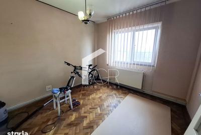 Apartament cu 4 camere semidecomandat în Nord - 9