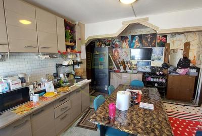 Apartament cu 2 camere decomandat în Craiovița Nouă - 3