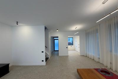 Vila 4 camere de inchiriat TUNARI ?coala Americana 3 min. - 10