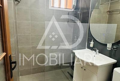 De vanzare apartament cu 3 camere, zona centrala - 3