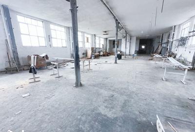 Spațiu comercial, de 2,272 mp, în Central - 11