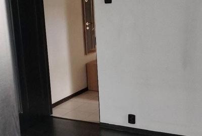 Apartament cu 2 camere semidecomandat în Km 4-5 - 7