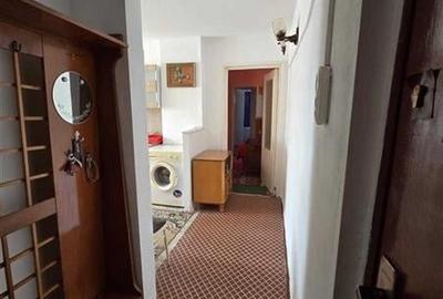 Apartament cu 2 camere semidecomandat, mobilat în Complex Studențesc