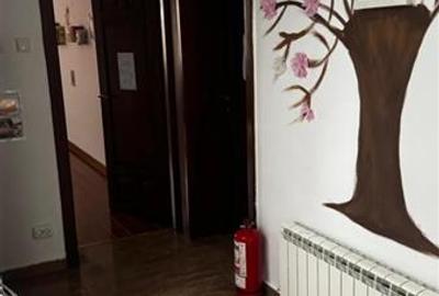 Duplex cu 7 camere cu Canalizare în Central - 14