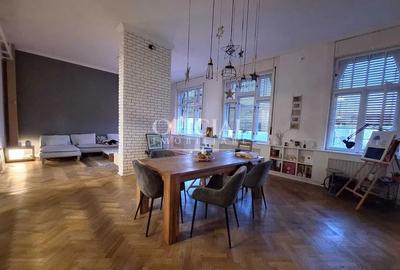 Apartament cu 4 camere decomandat, mobilat în Central - 2