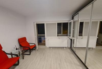Închiriere Garsoniera Spațioasă cu Boiler Decebal Voroneț - 1