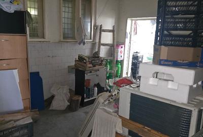 Inchiriez spatiu comercial in Deva, zona Dacia (in spatele scolii), - 8