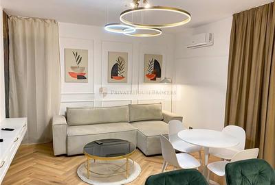 Apartament cu 2 camere semidecomandat, mobilat în Pipera