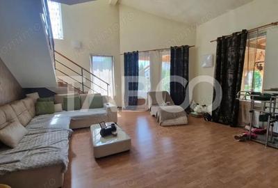 Casă cu 4 camere cu Teren 500 Mp în Central