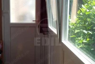 Garsonieră decomandată în Central - 1