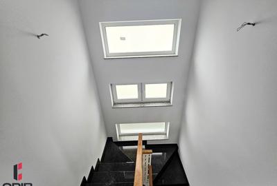 Casă individuală cu 4 camere cu Canalizare în Pantelimon - 9