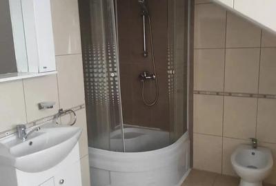 Casă cu 5 camere în Central - 3