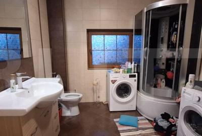 Casă cu 5 camere cu Teren 700 Mp în Lazuri - 1