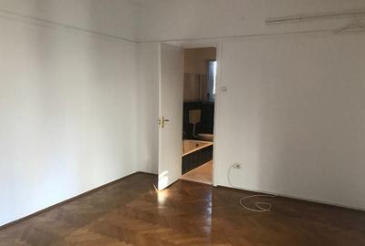 Apartament 3 Camere Universitate | Centrala proprie | 2xBalcoane | Nemobilat