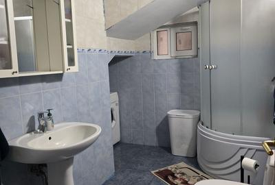 Casă cu 4 camere în Giroc