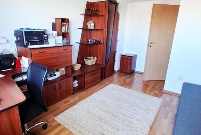 Apartament cu 4 camere decomandat, mobilat în Central - 11