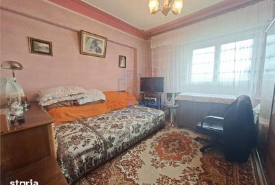 Apartament cu 3 camere decomandat în Hala Centrală - 1