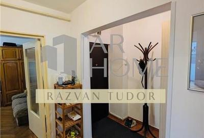 Apartament 4 camere , in Ploie?ti, zona Piata mihai Viteazul - 13