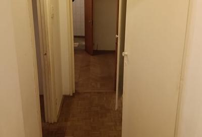 Apartament cu 3 camere decomandat în Titan - 14