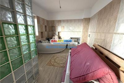 Casă cu 6 camere cu Garaj în Păulești - 23