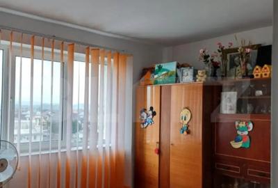 Apartament cu 3 camere decomandat în Turda - 4