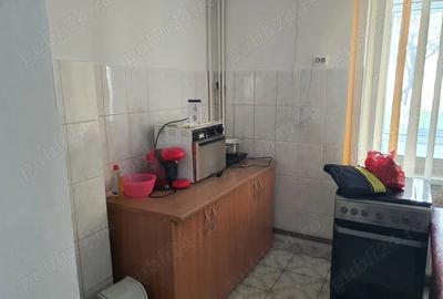 Spațiu comercial, de 45 mp, în 1 Mai - 13