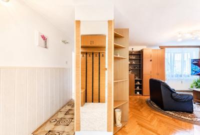 Apartament cu 4 camere decomandat, mobilat în Lipovei - 12