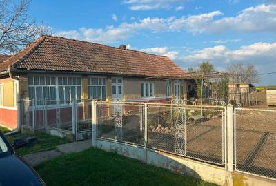 Casă cu 2 camere în Porumbac - 1