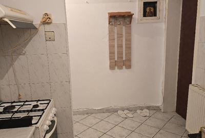 Inchiriez apartament 2 camere decomandat in Deva, zona Enescu - 2