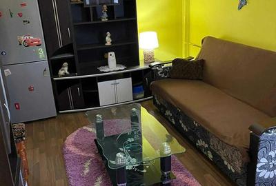 Inchiriez garsoniera ! Inchiriez garsoniera ! - 1